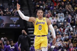 湖人vs威少直播_湖人vs威少比赛回放_NBA高清直播在线观看
