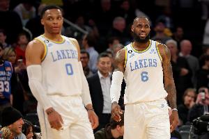 威少vs湖人直播_威少vs湖人比赛回放_NBA高清直播在线观看