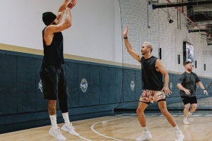 76人直播_NBA76人直播_76人在线观看
