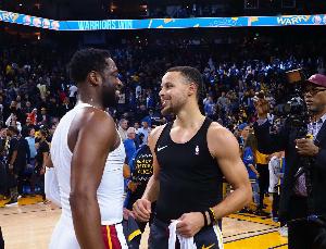 勇士vs库里直播_勇士vs库里比赛回放_NBA高清直播在线观看