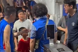 中国足球vs上海申花直播_中国足球vs上海申花比赛回放_中超高清直播在线观看