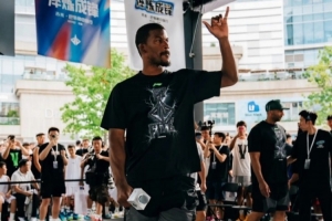 巴特勒vs勇士直播_巴特勒vs勇士比赛回放_NBA高清直播在线观看