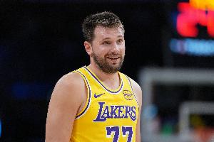湖人vs东契奇直播_湖人vs东契奇比赛回放_NBA高清直播在线观看