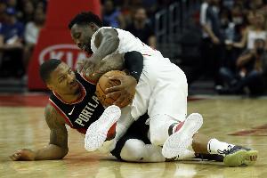 开拓者vs利拉德直播_开拓者vs利拉德比赛回放_NBA高清直播在线观看