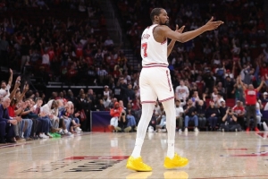 杜兰特vs火箭直播_杜兰特vs火箭比赛回放_NBA高清直播在线观看